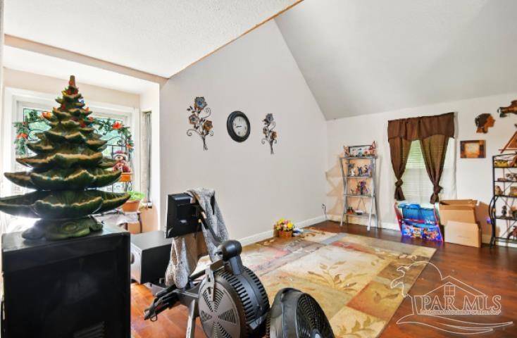 2738 Garcon Point Rd