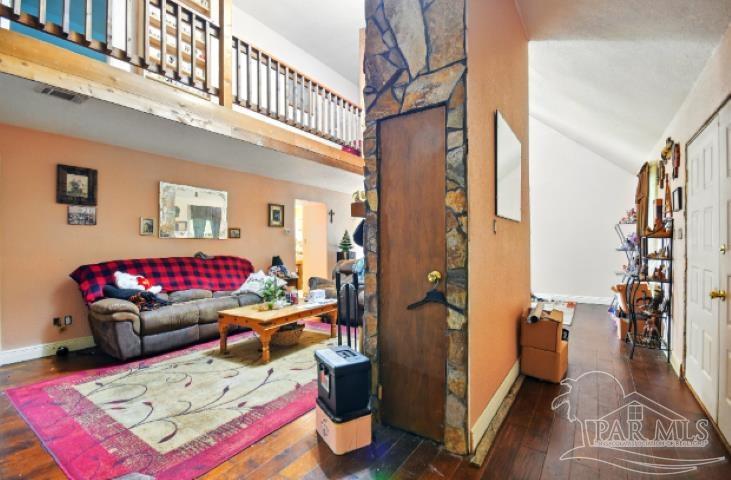 2738 Garcon Point Rd