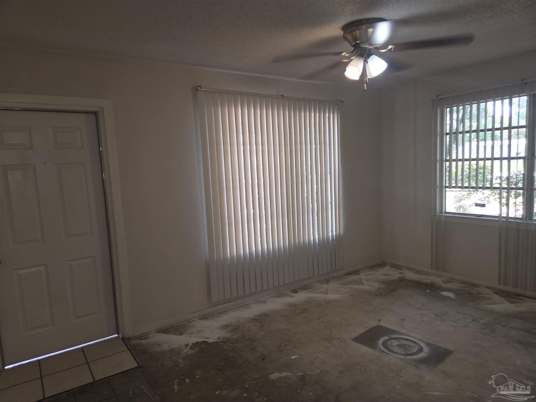 1004 Medford Ave