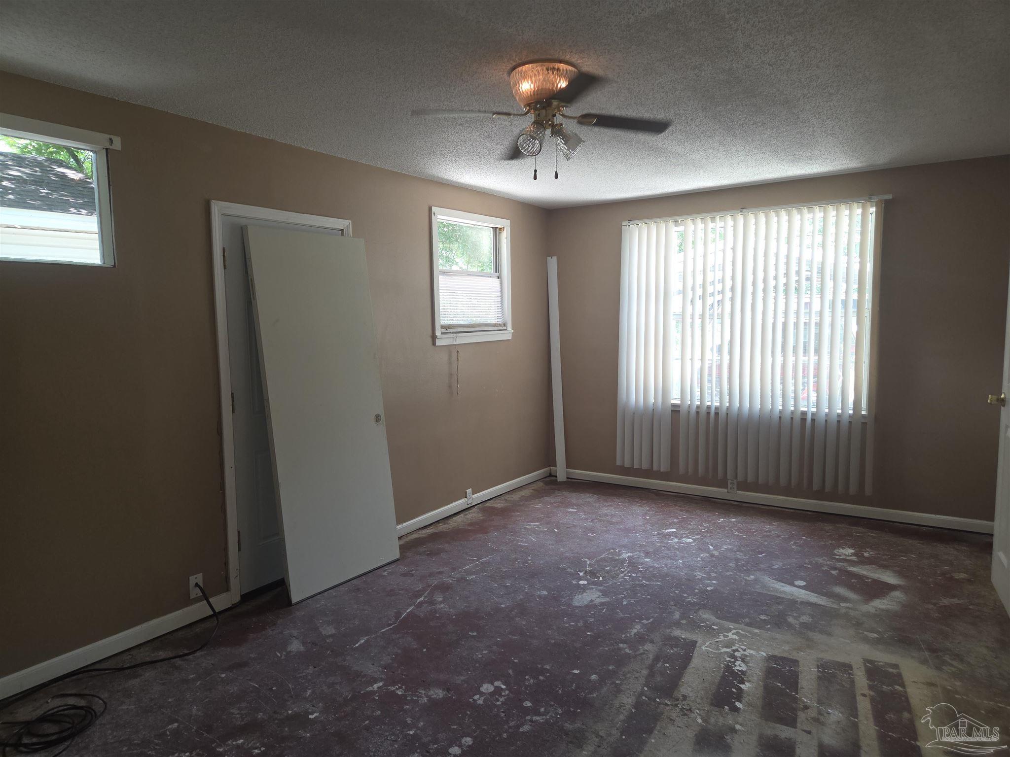 1004 Medford Ave