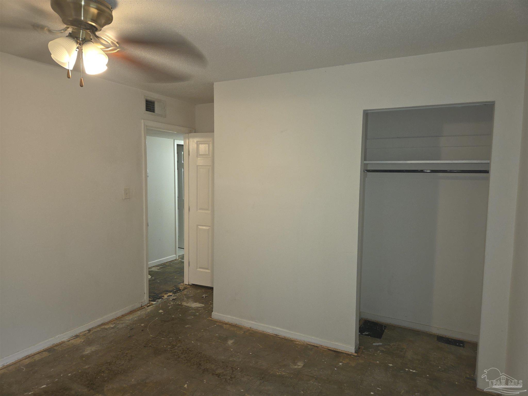 1004 Medford Ave