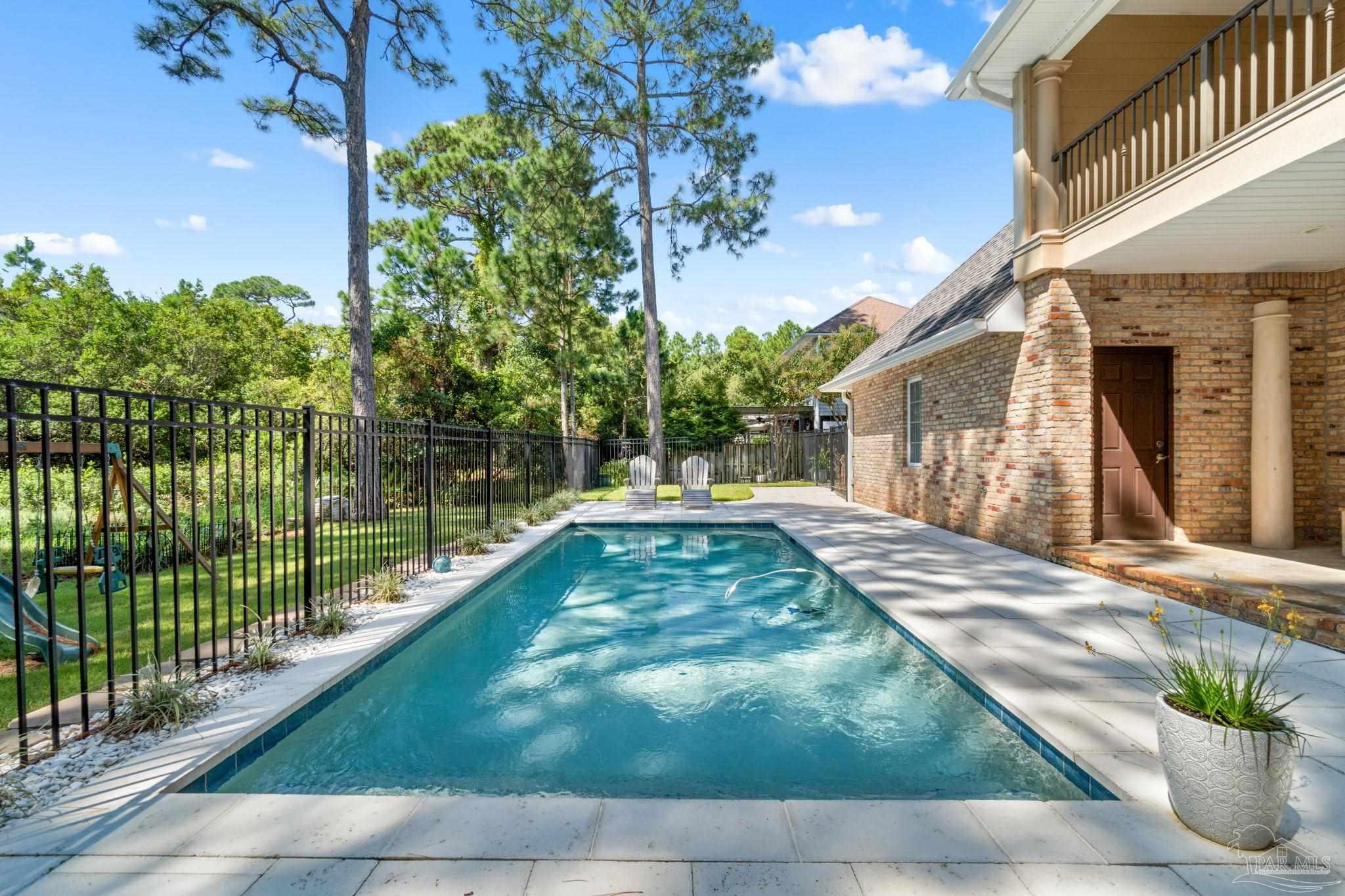 3869 Paradise Bay Dr