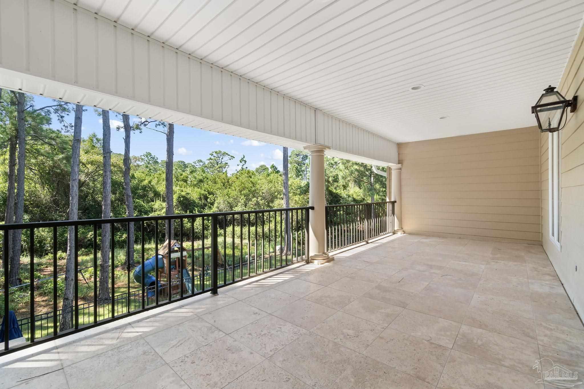 3869 Paradise Bay Dr