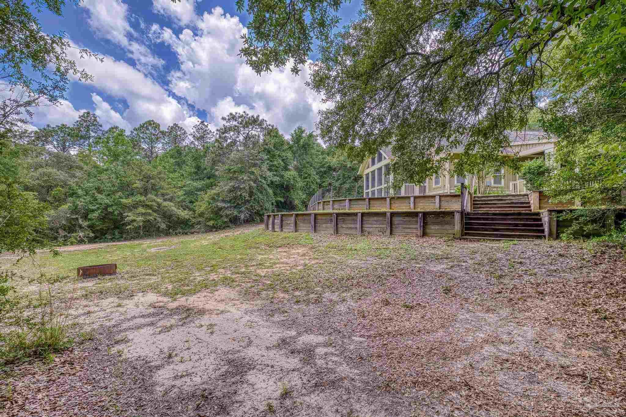 7515 Whiting Acres Ln