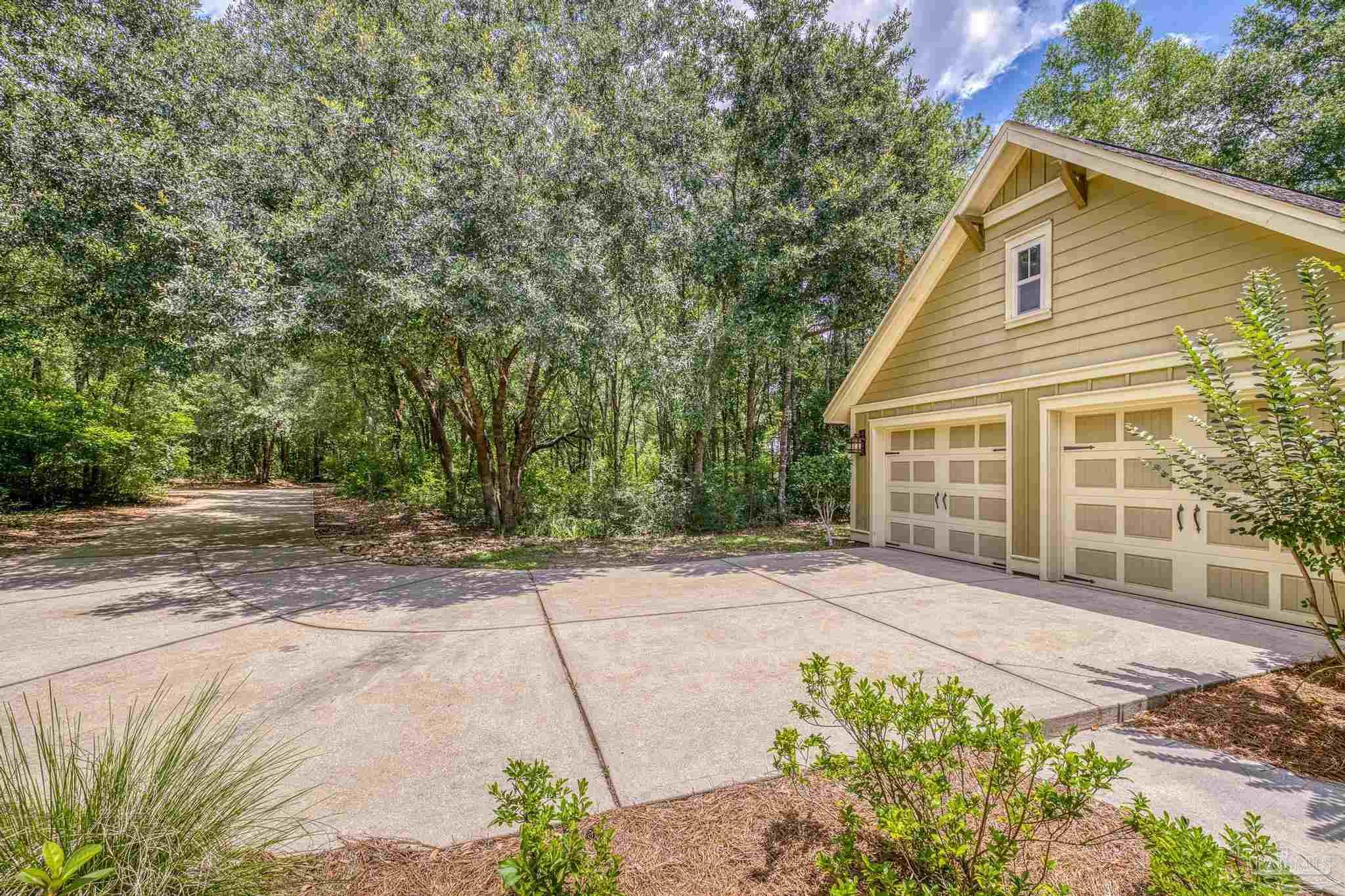7515 Whiting Acres Ln