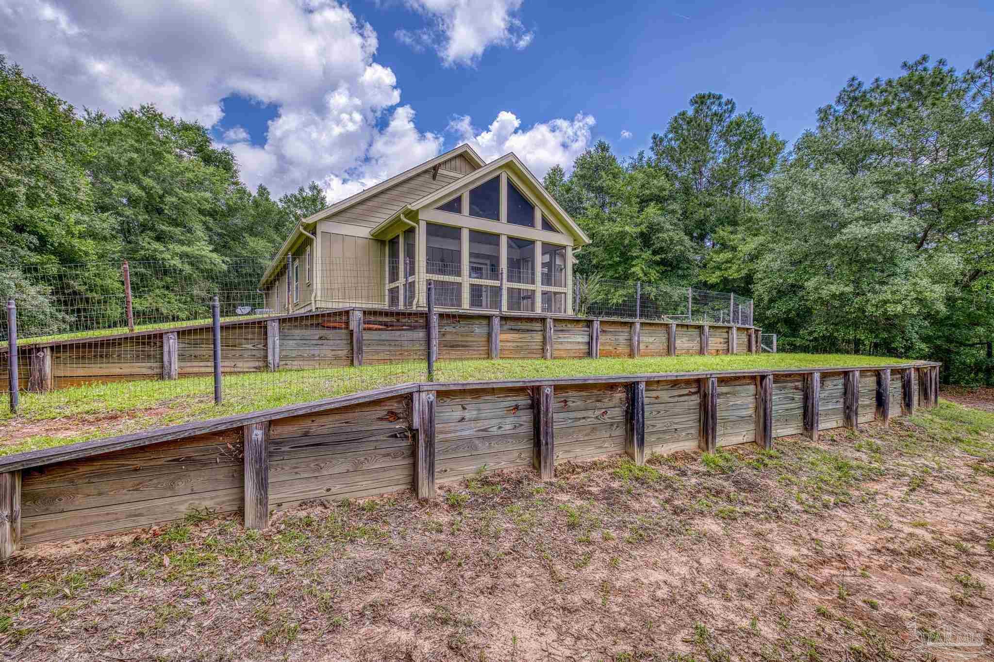 7515 Whiting Acres Ln