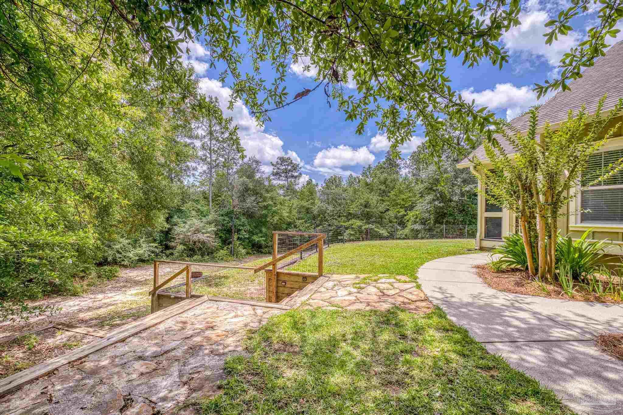 7515 Whiting Acres Ln