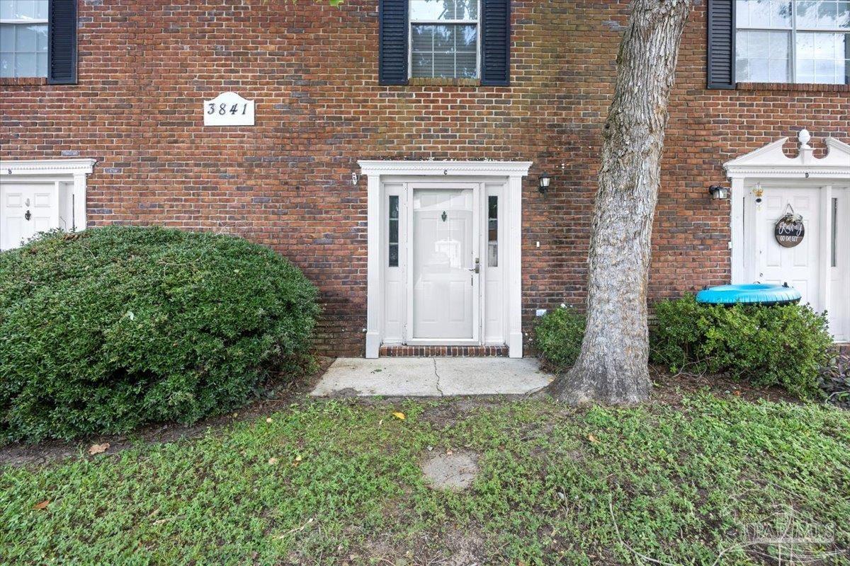 3841 Belle Meade Ct # C
