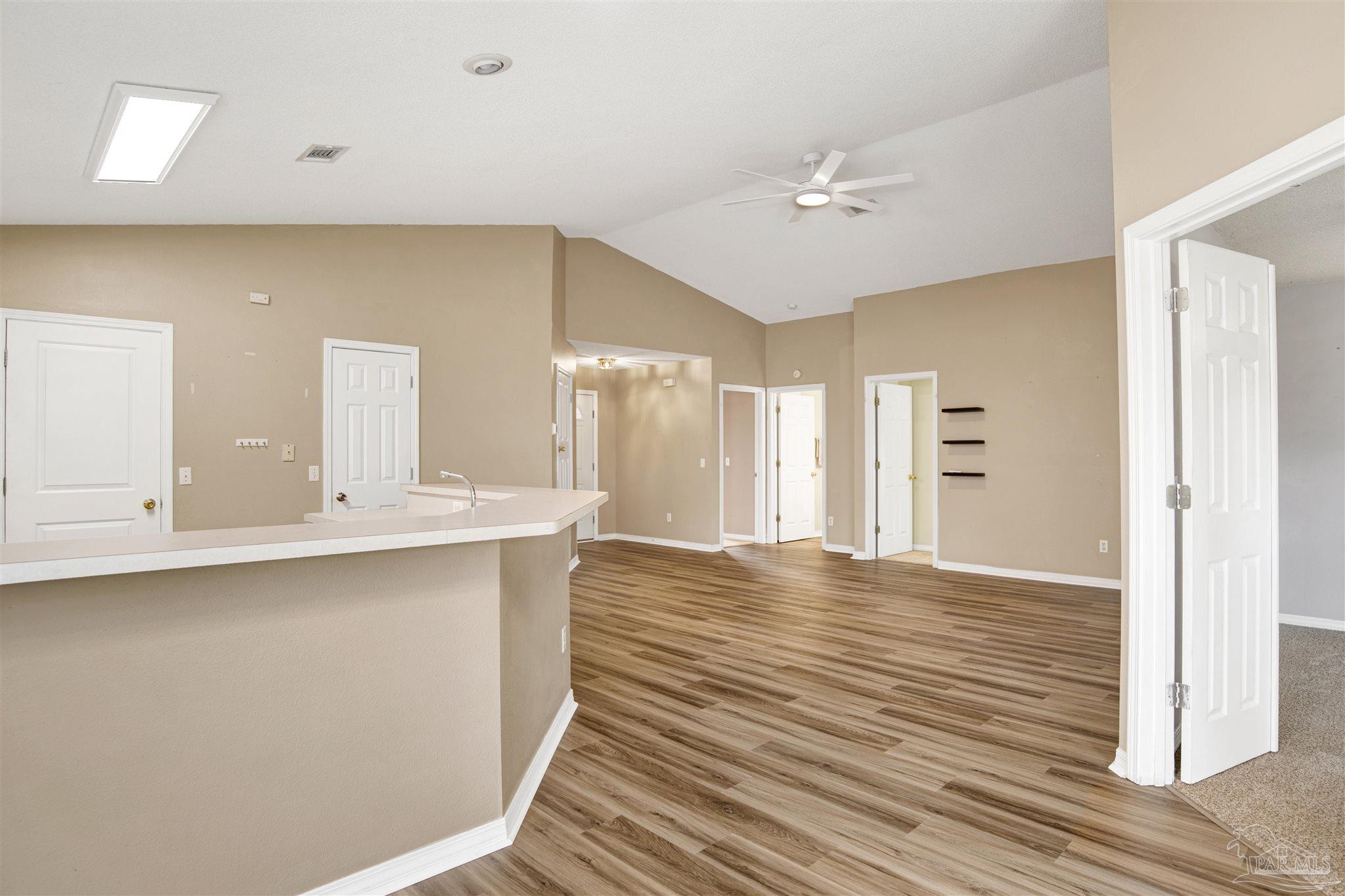 516 Desert Oak Dr