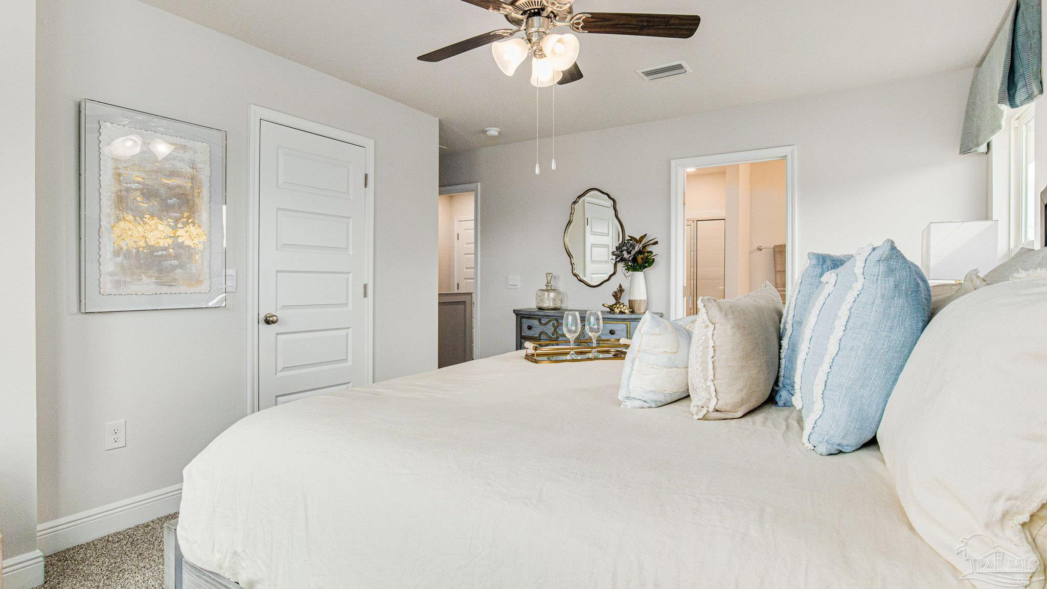 2595 Cliff Hollow Cir