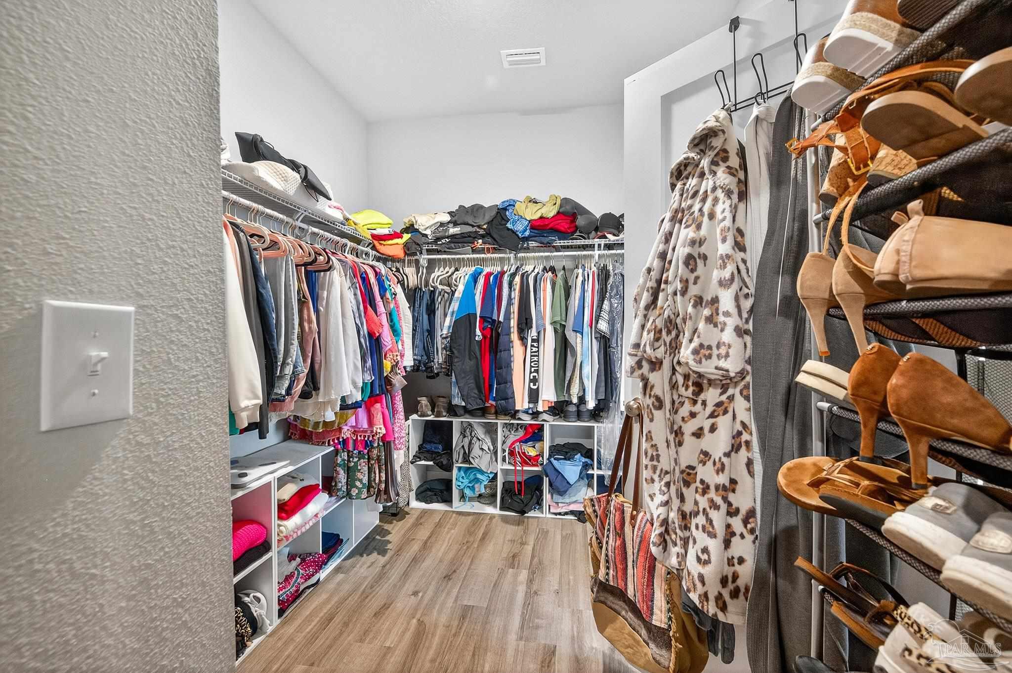 6608 Covington Cir