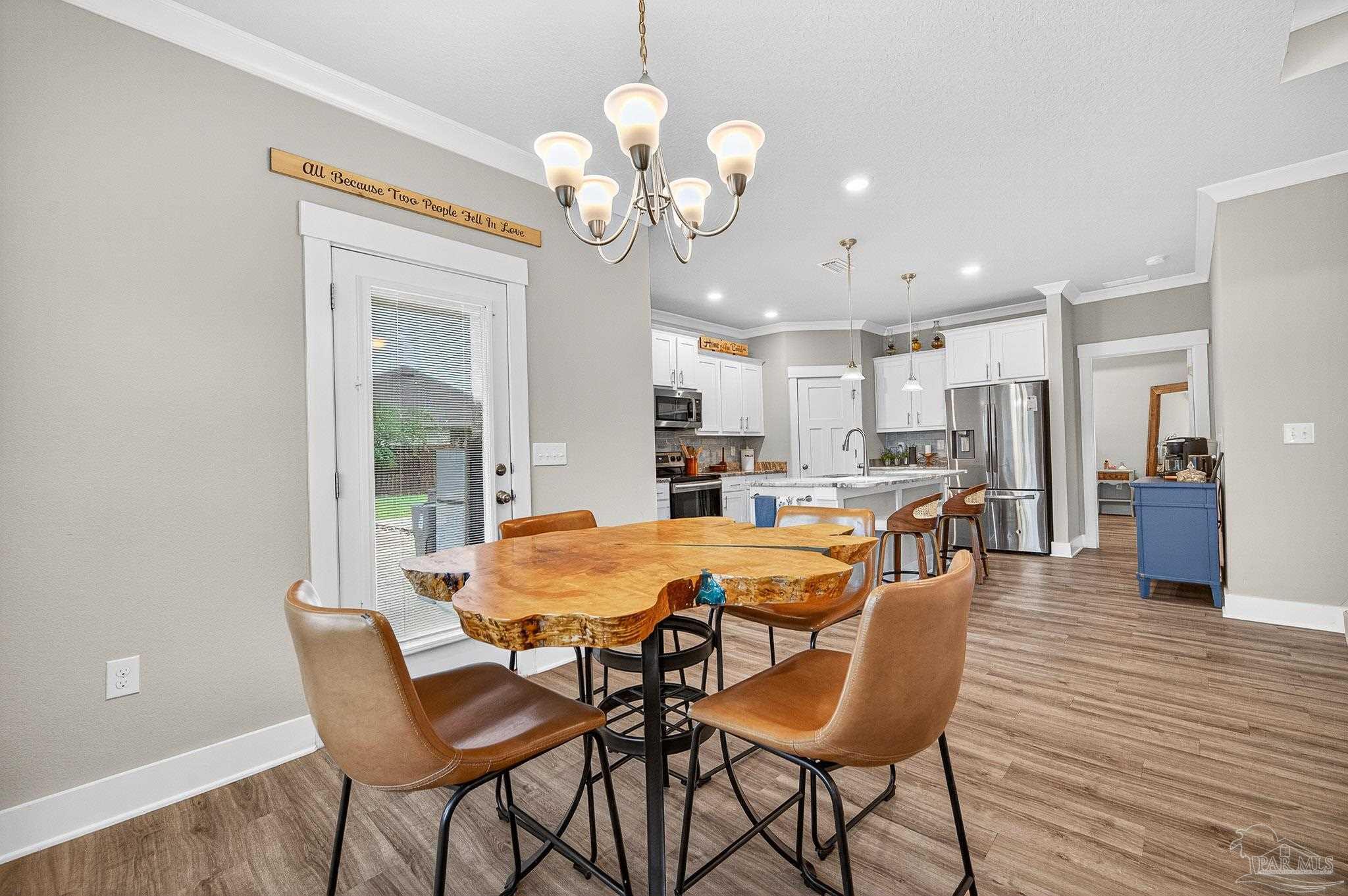 6608 Covington Cir