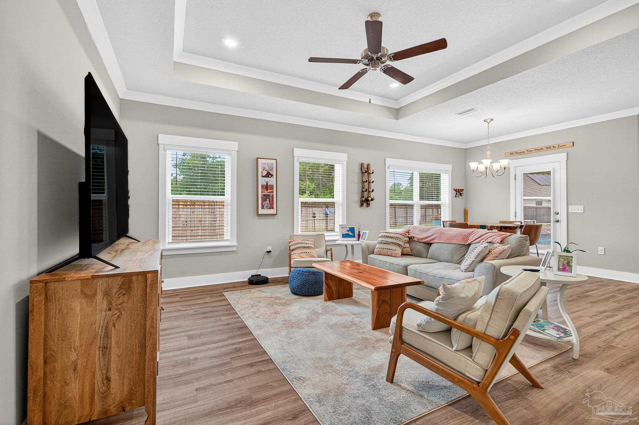 6608 Covington Cir