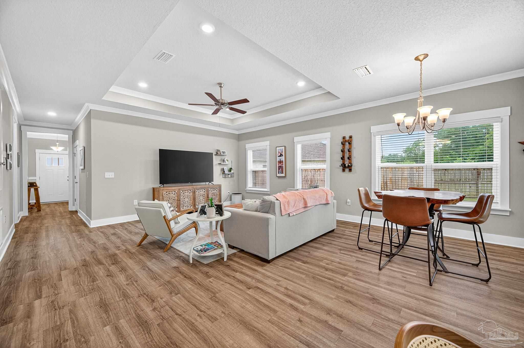 6608 Covington Cir