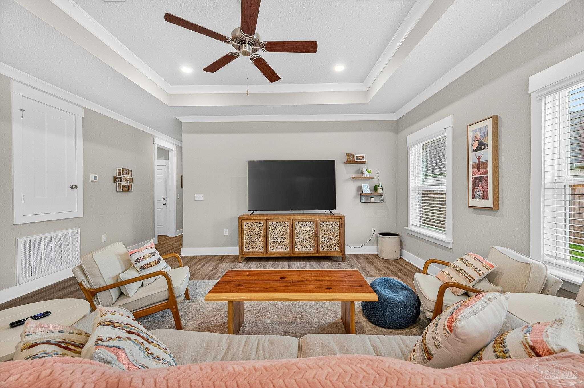 6608 Covington Cir