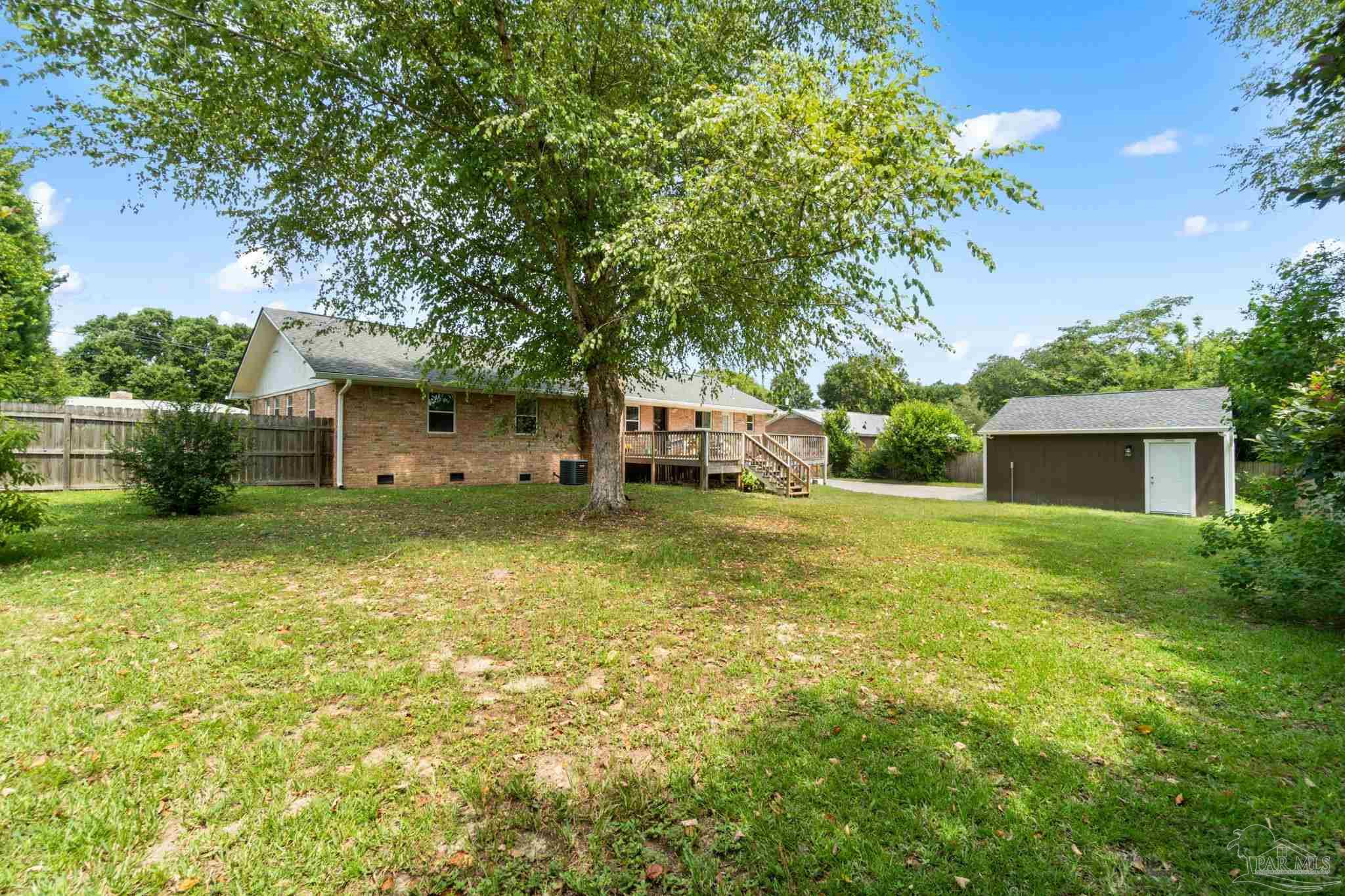 6810 White Oak Dr
