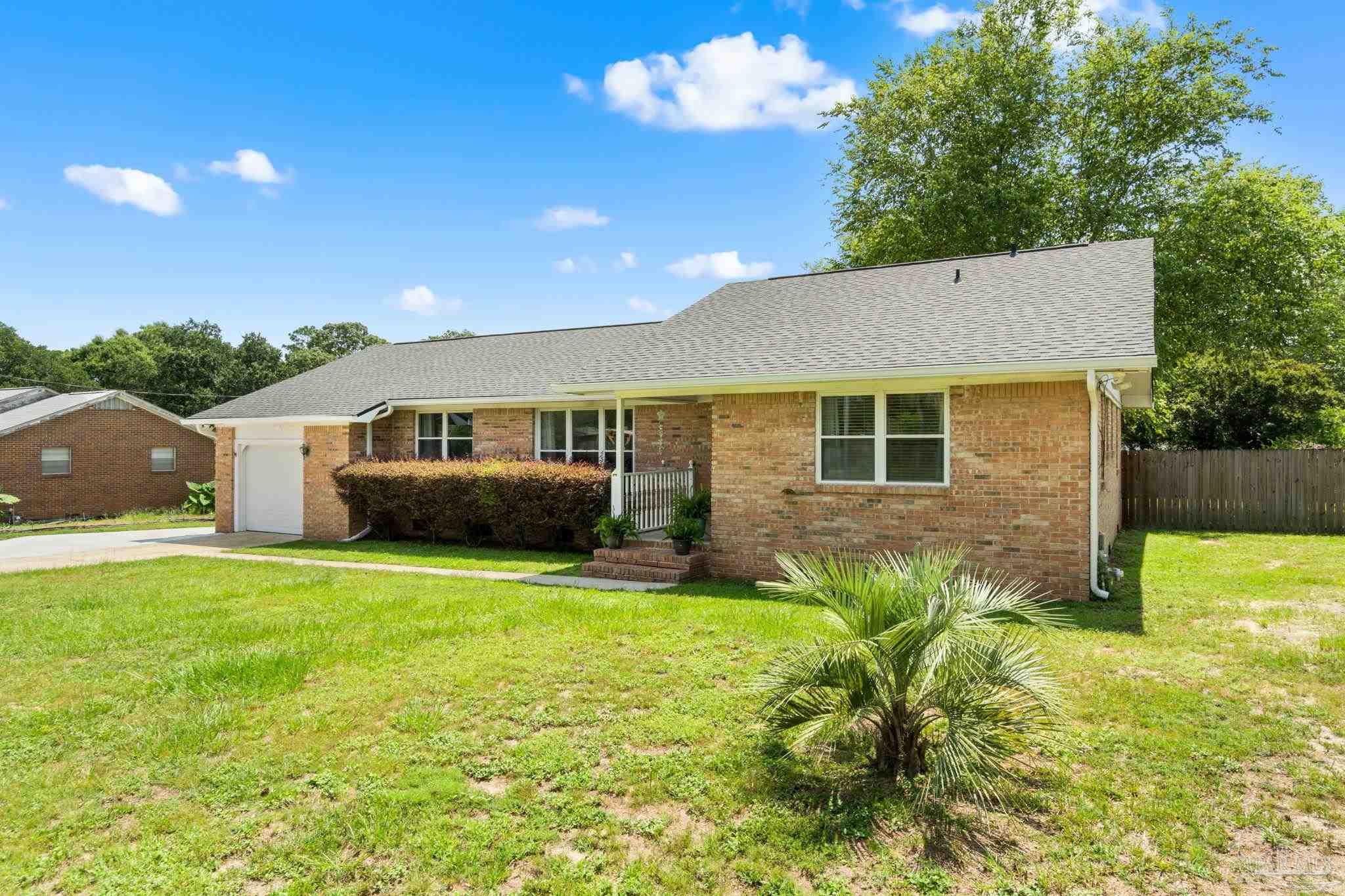 6810 White Oak Dr
