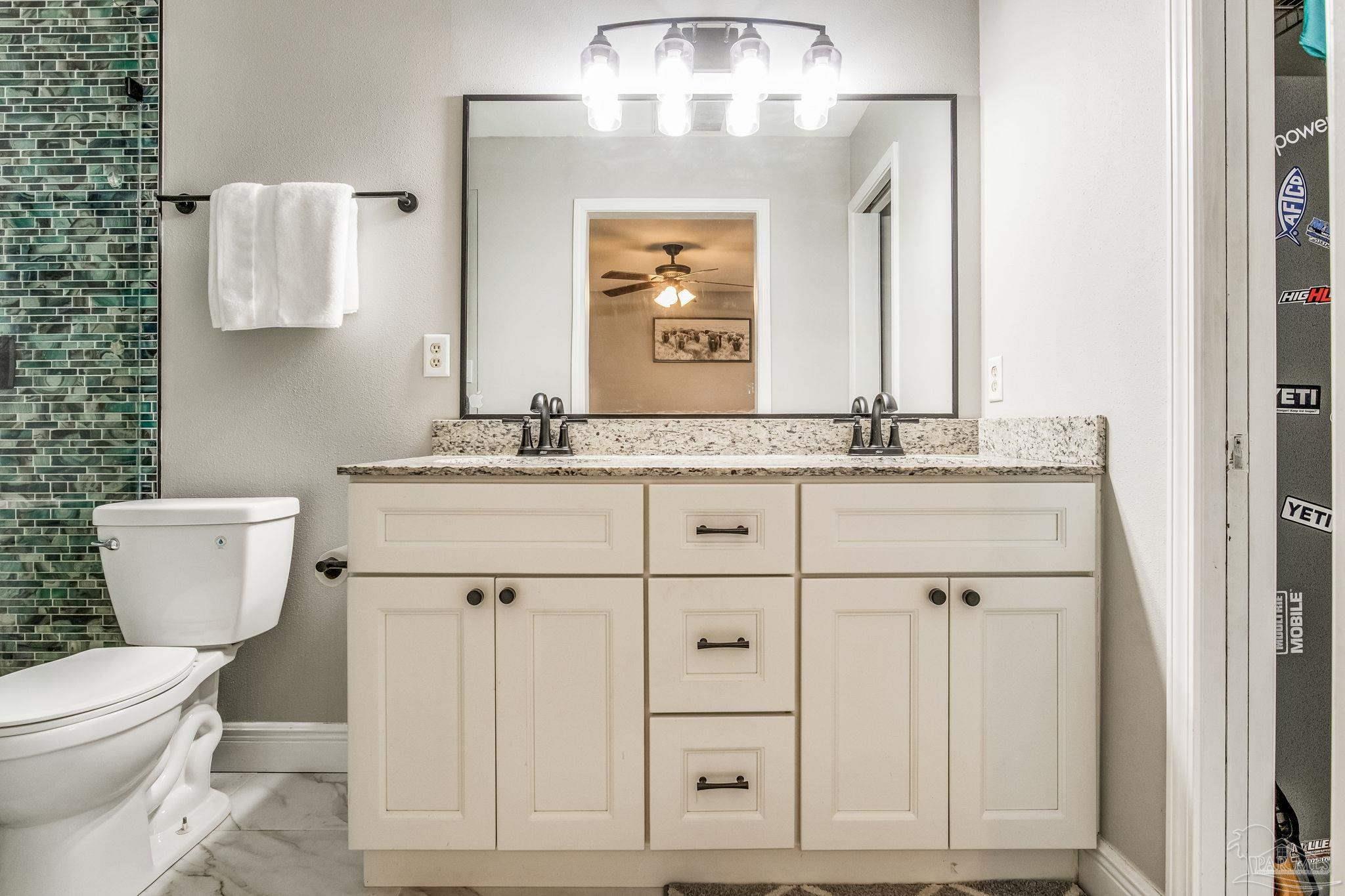 6716 Greenwell St