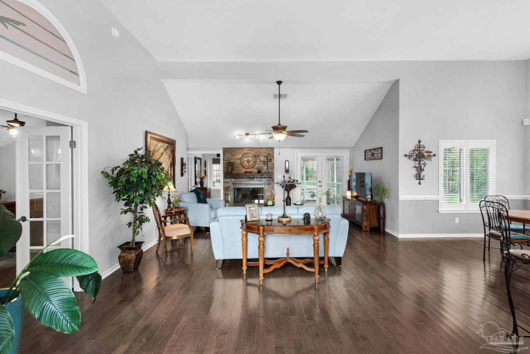 1605 Kinsale Dr