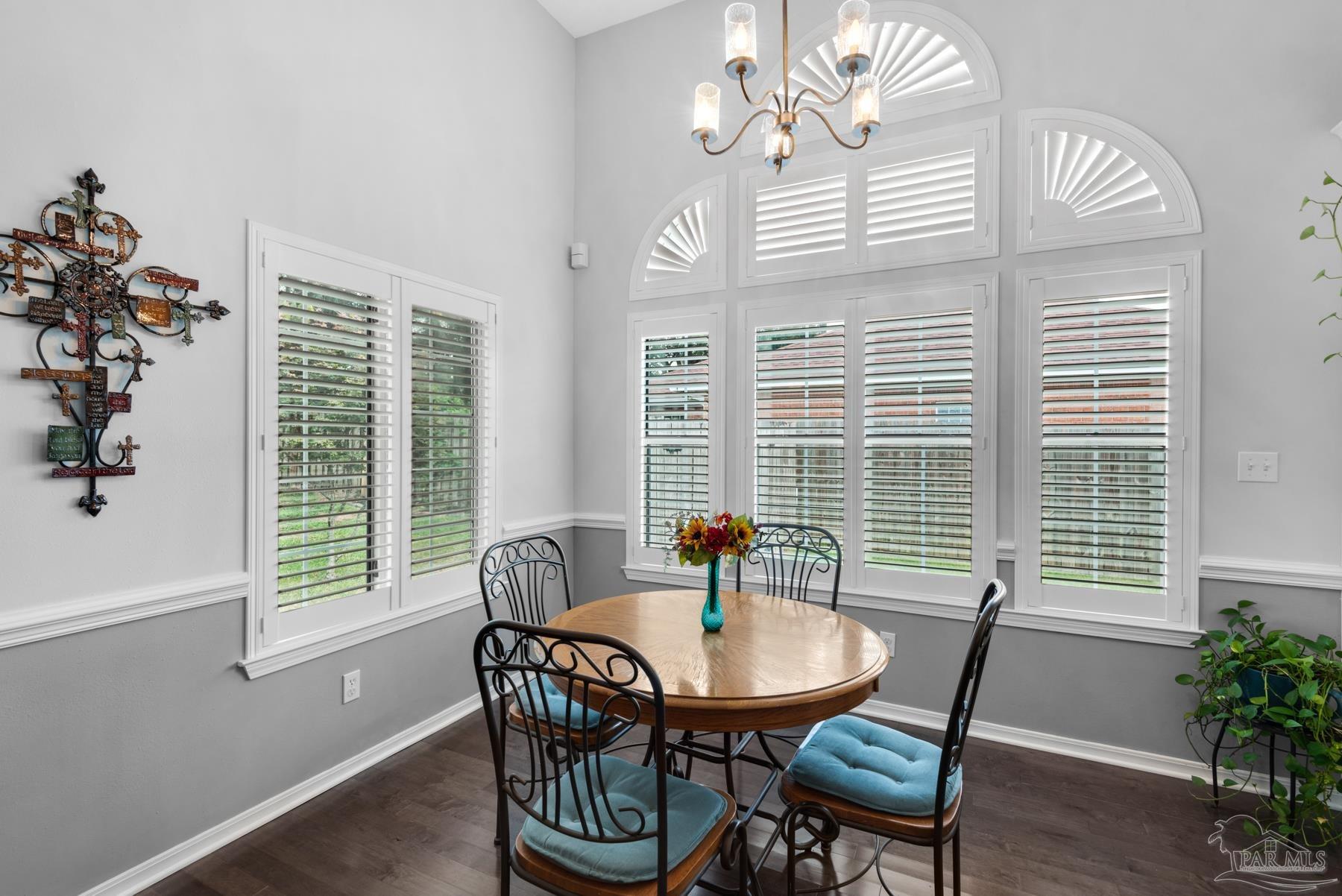 1605 Kinsale Dr