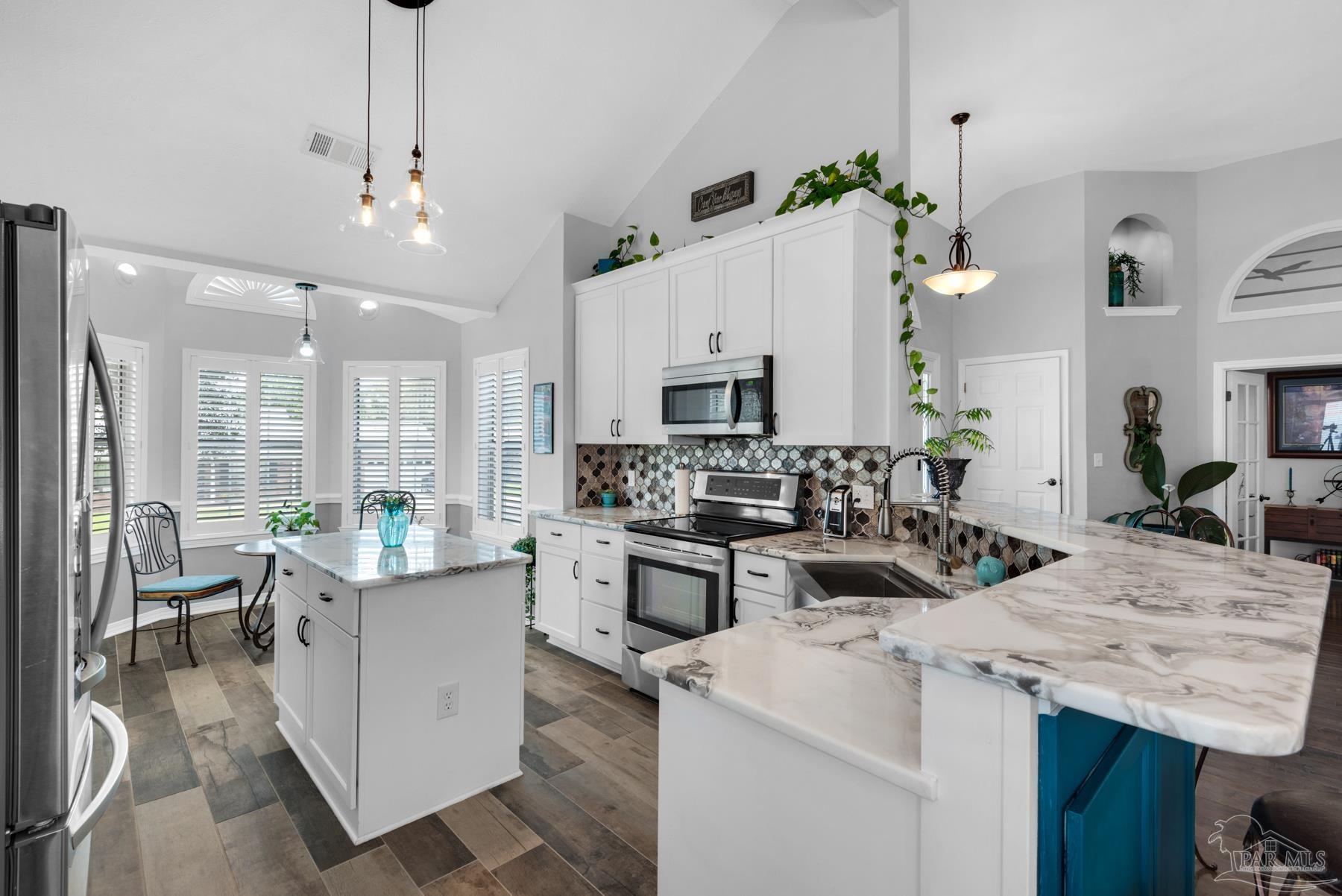 1605 Kinsale Dr