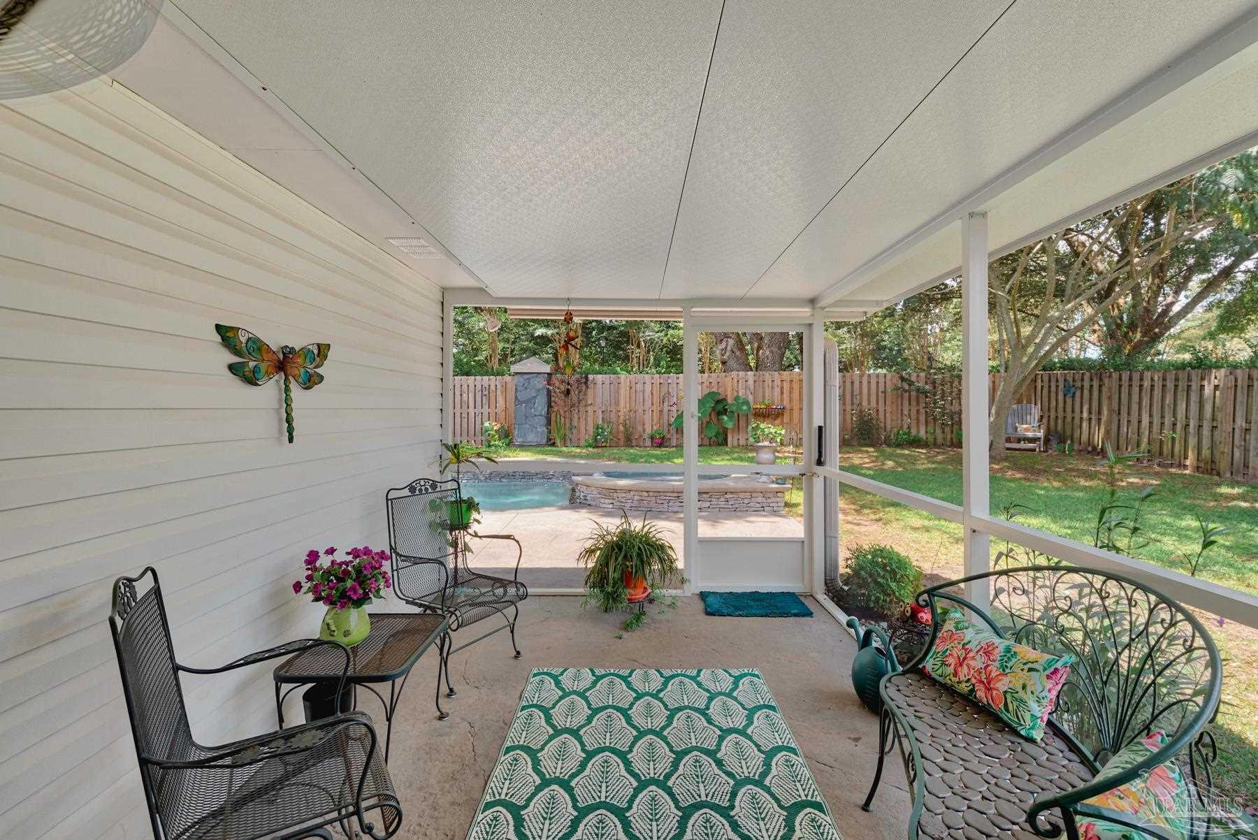 1605 Kinsale Dr
