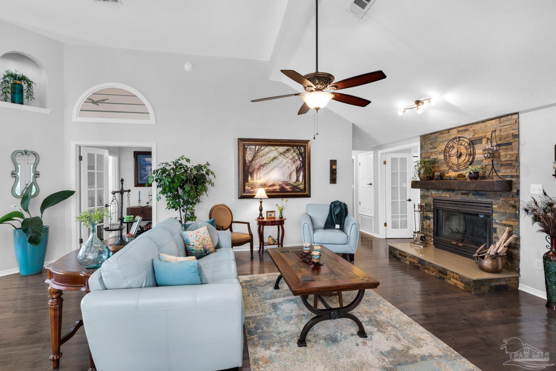 1605 Kinsale Dr