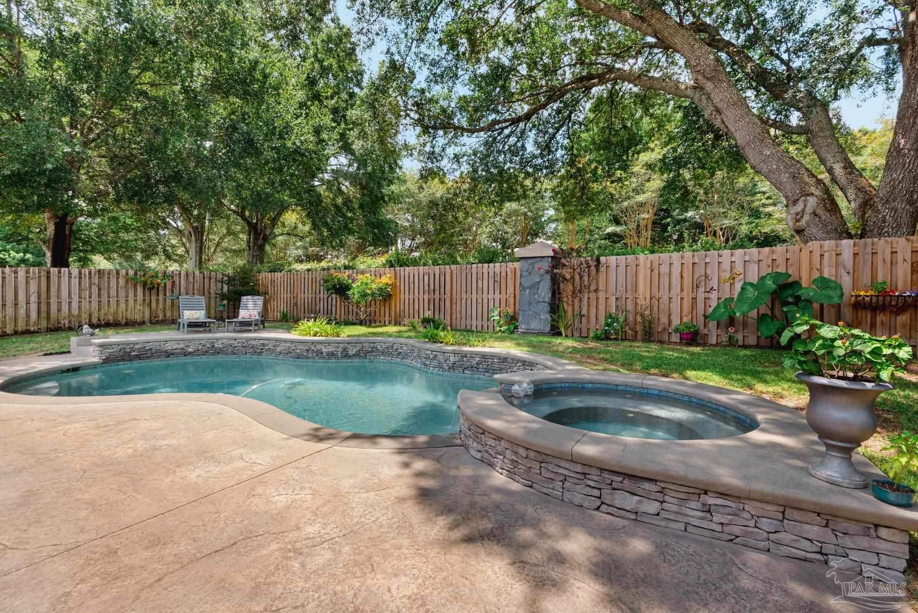 1605 Kinsale Dr