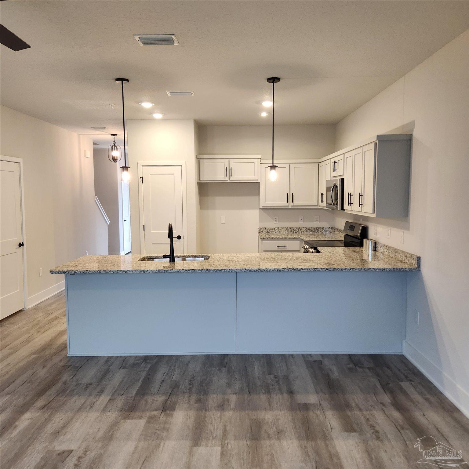 5518 Lexlee Blvd # 5A