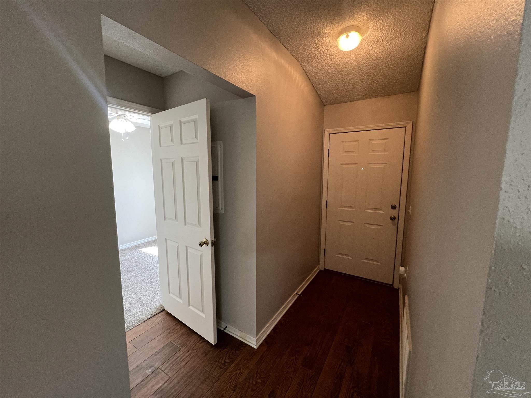 8121 Heirloom Dr
