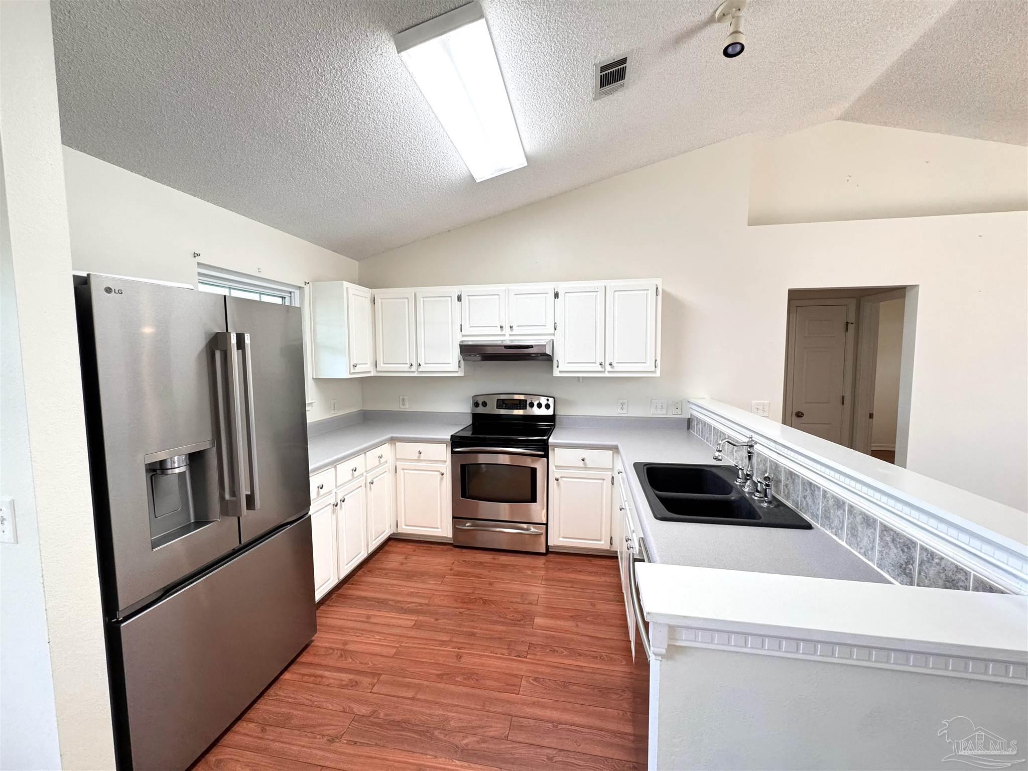 6791 Cedar Ridge Cir