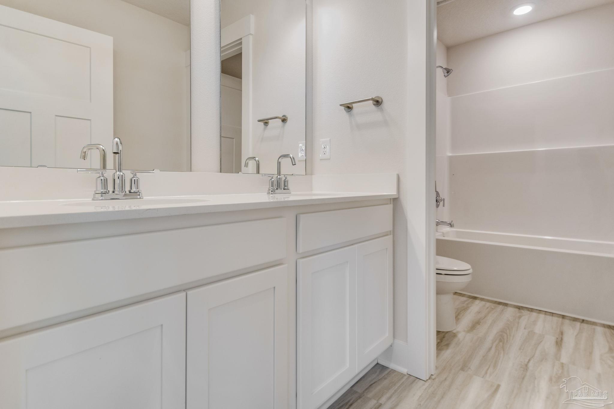 8649 Russellcross Blvd