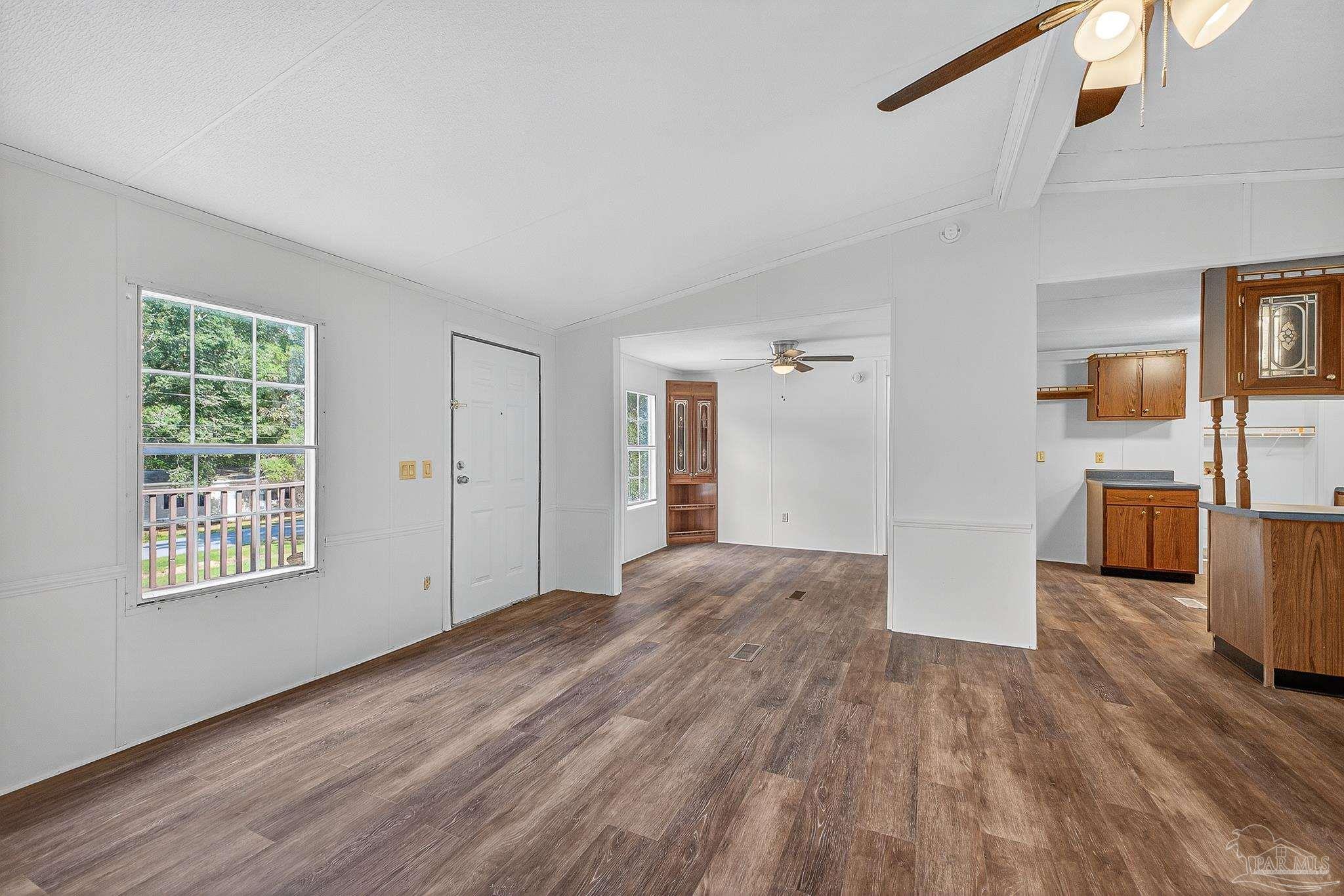 3801 Legend Creek Dr