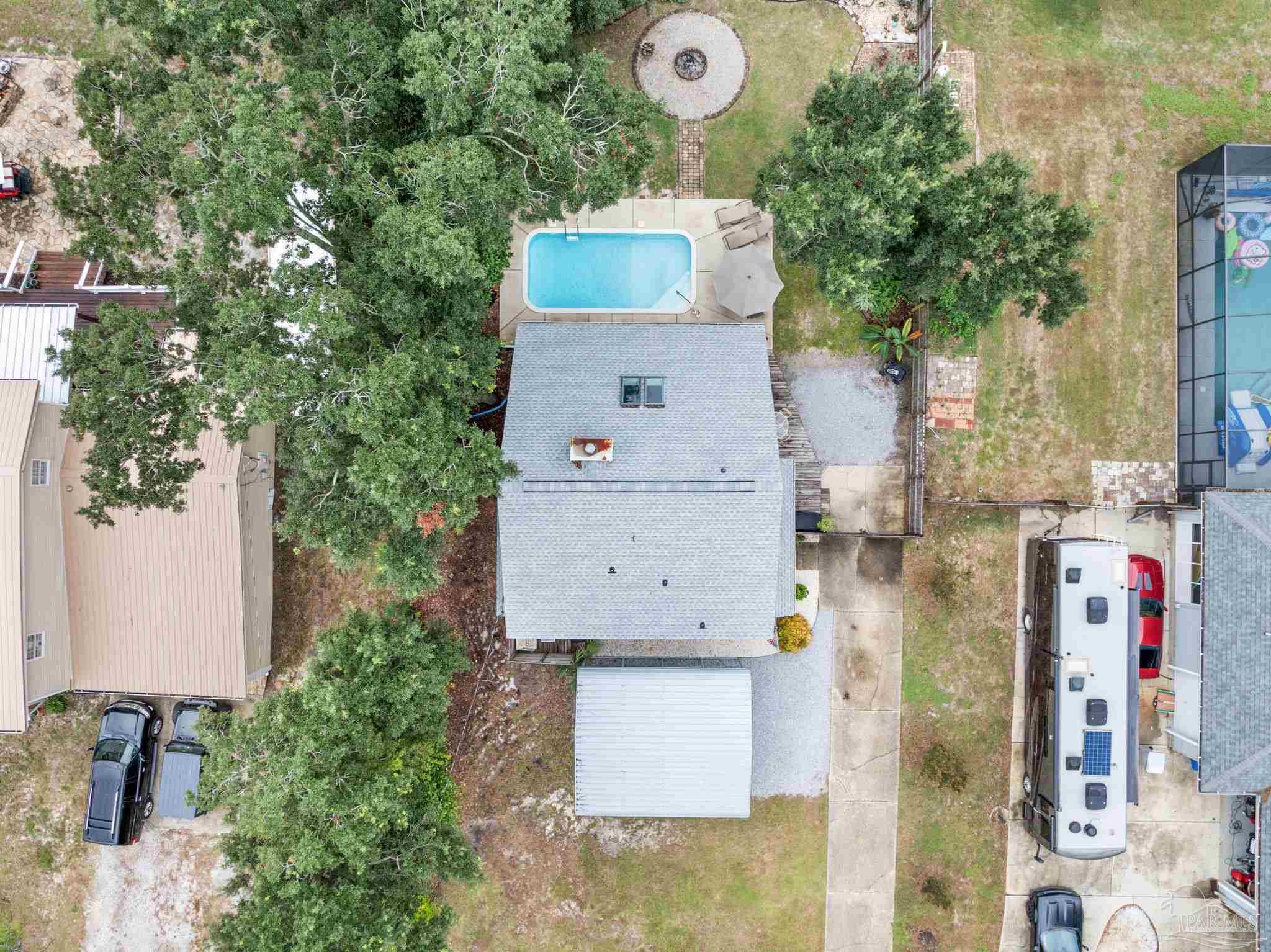 3225 Laurel Dr