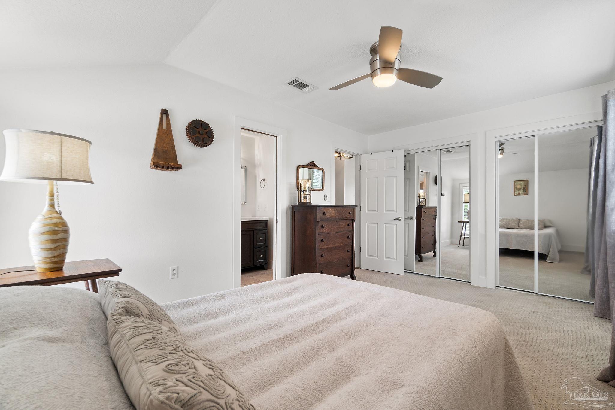 3225 Laurel Dr