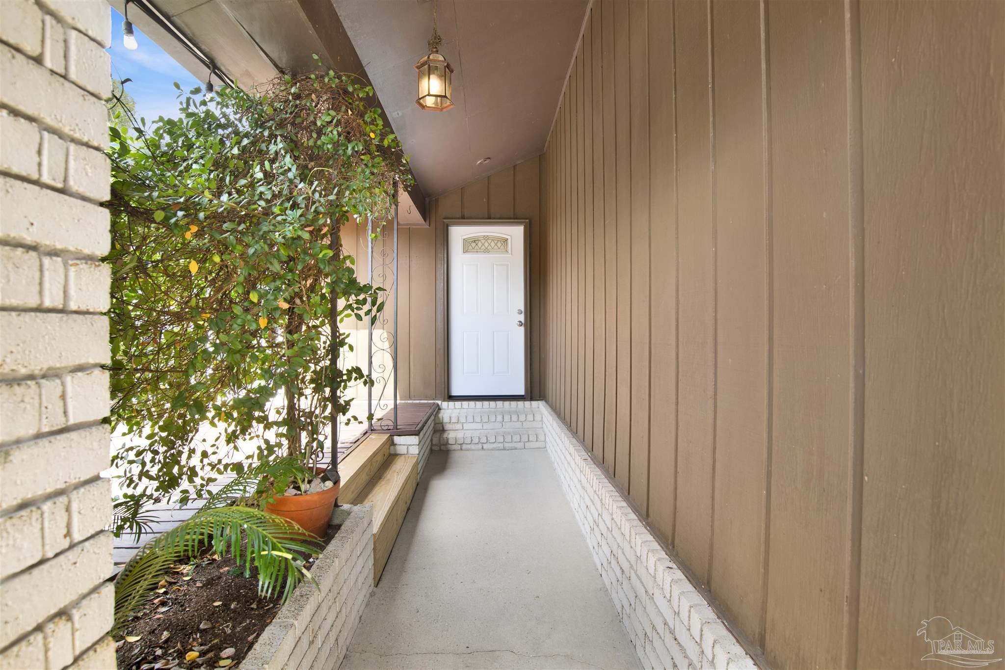 1018 Stillbrook Rd
