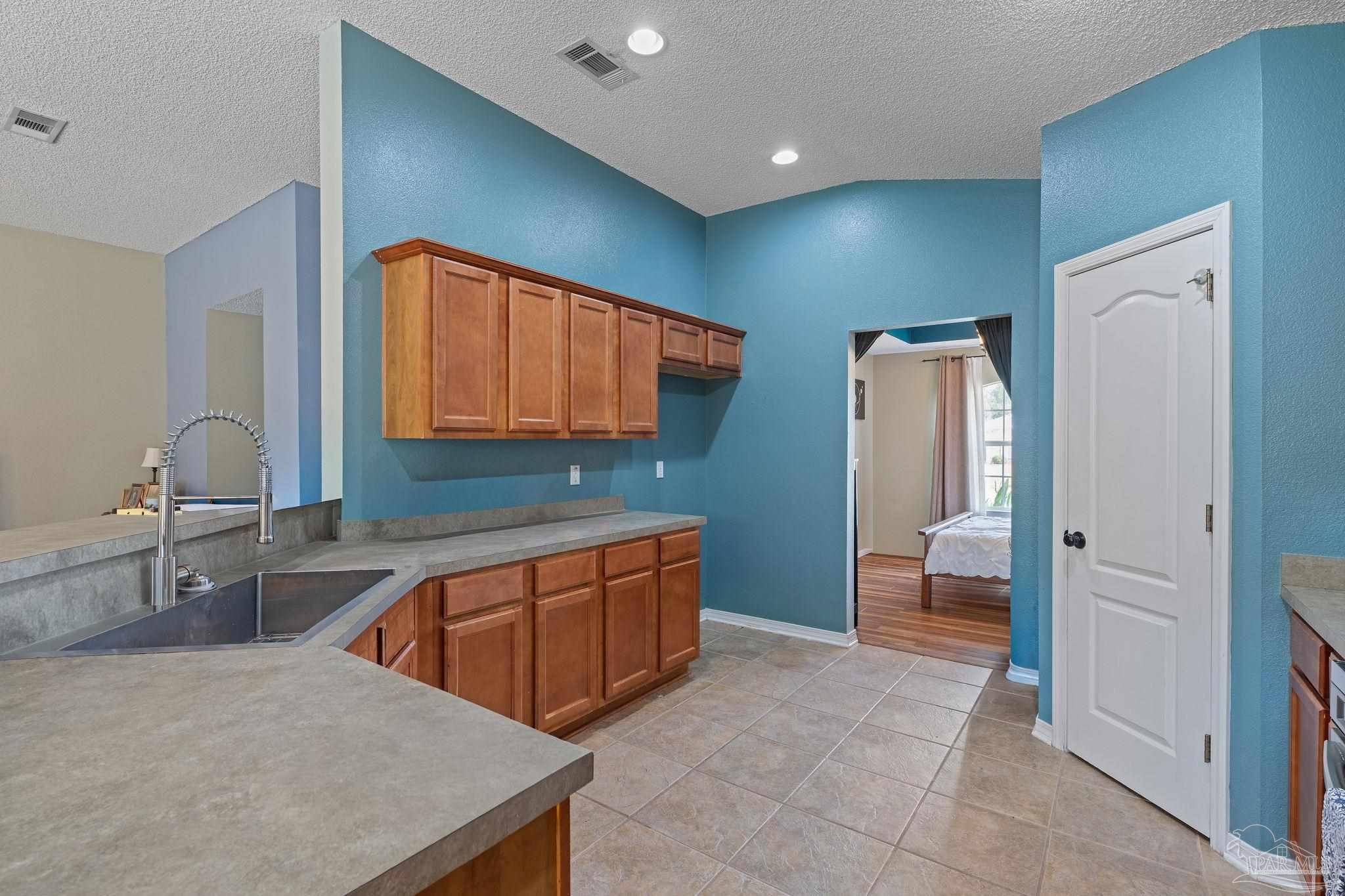 4795 Timber Ridge Dr