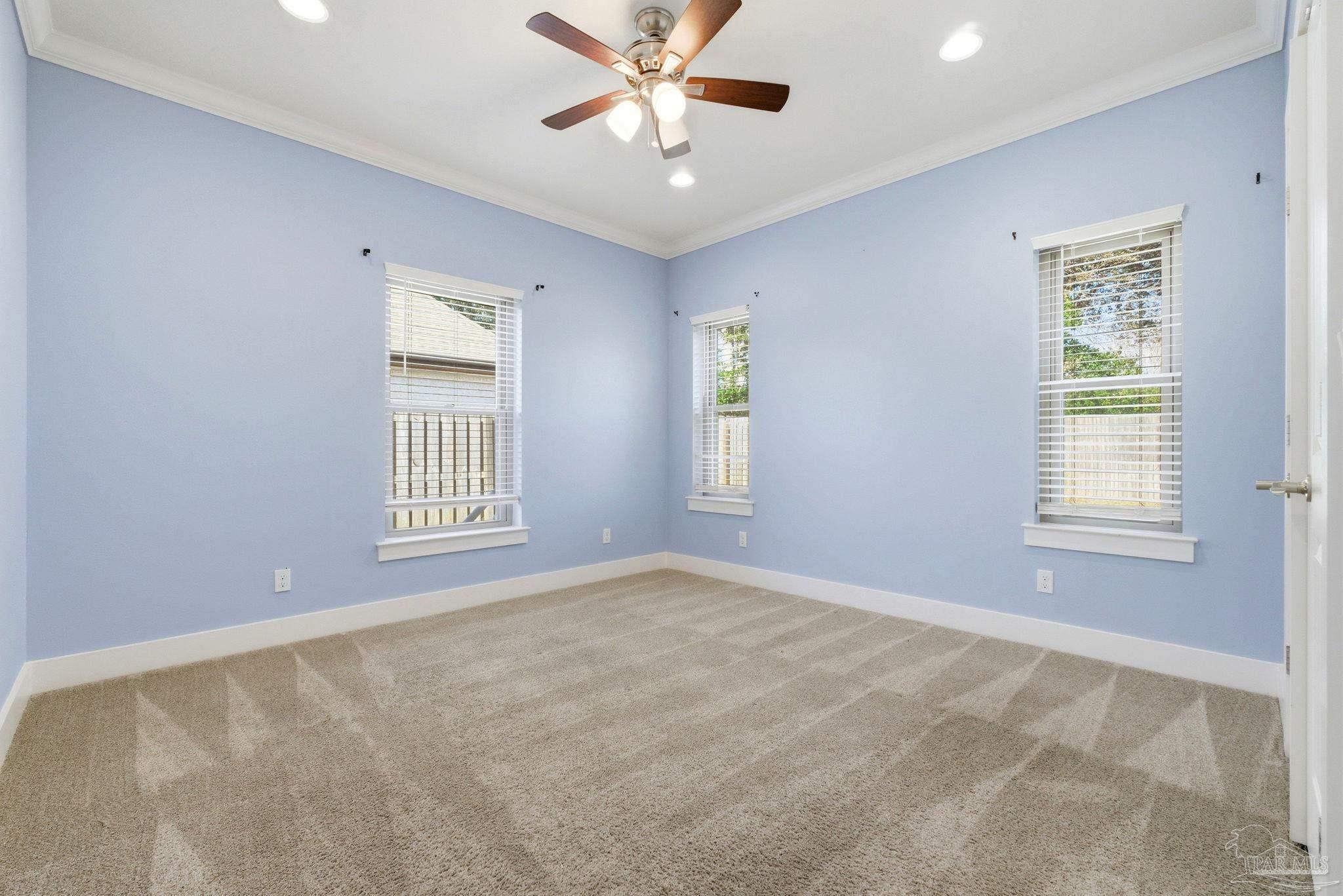 2018 Rambling Oaks Dr