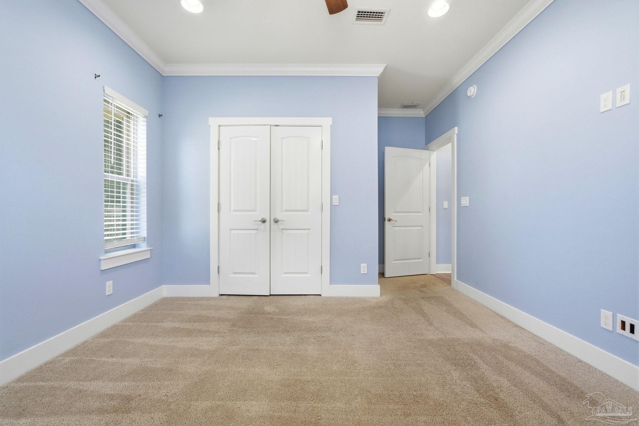 2018 Rambling Oaks Dr