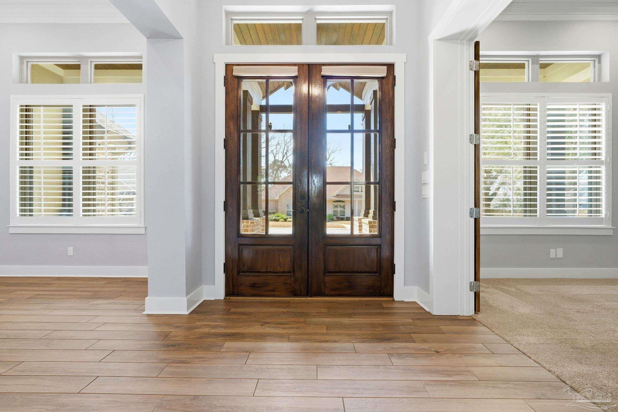 2018 Rambling Oaks Dr