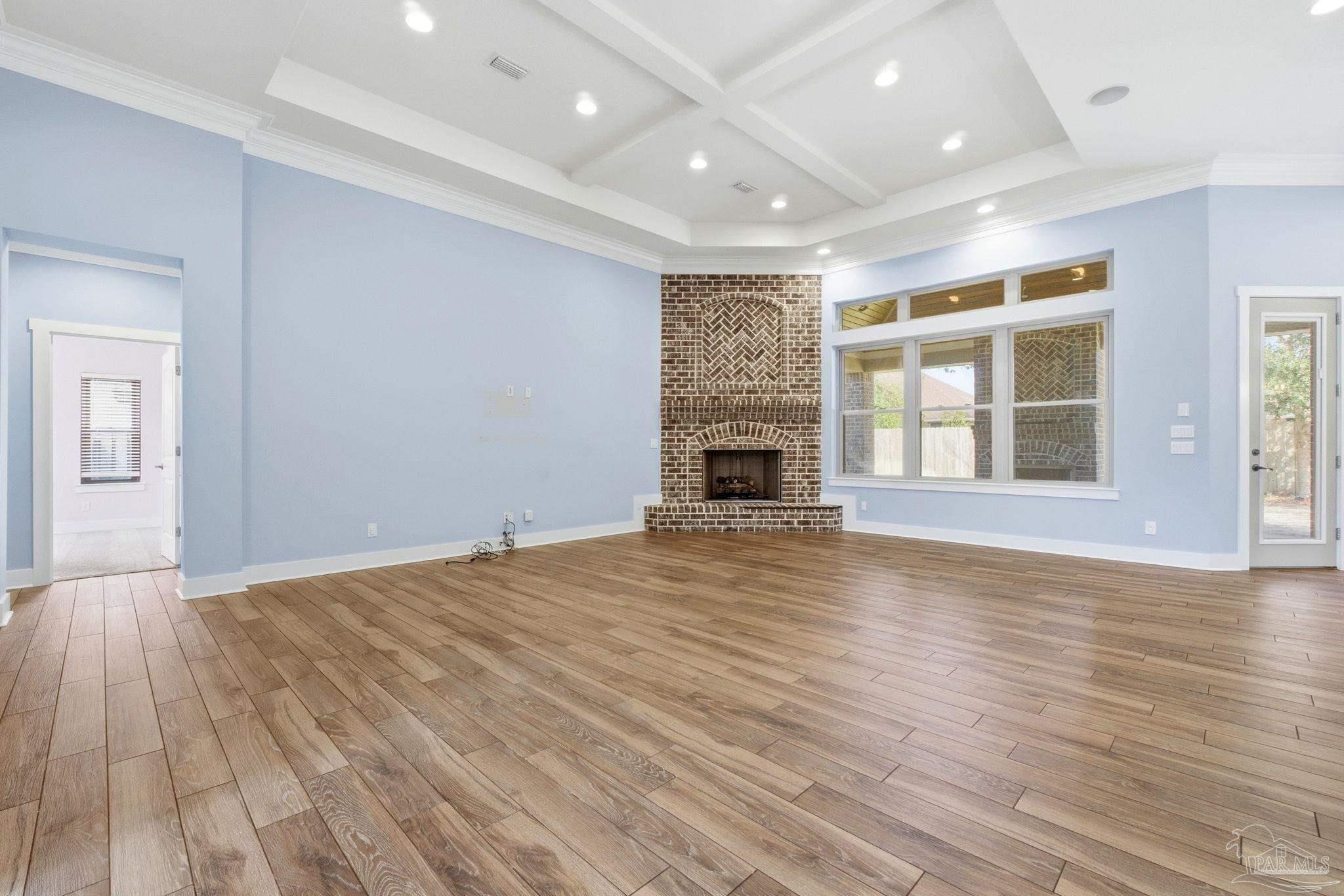 2018 Rambling Oaks Dr