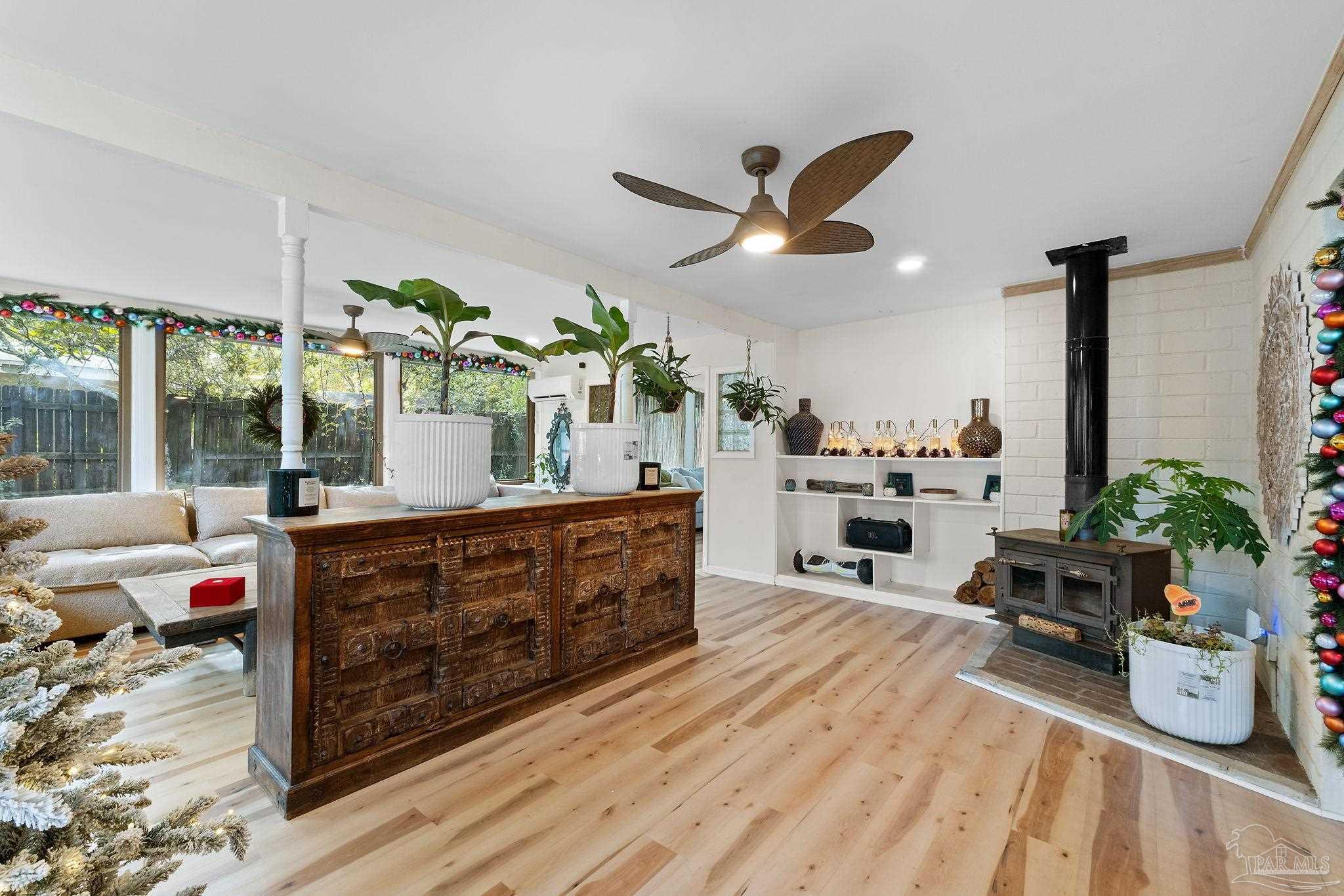 415 Bremen Ave