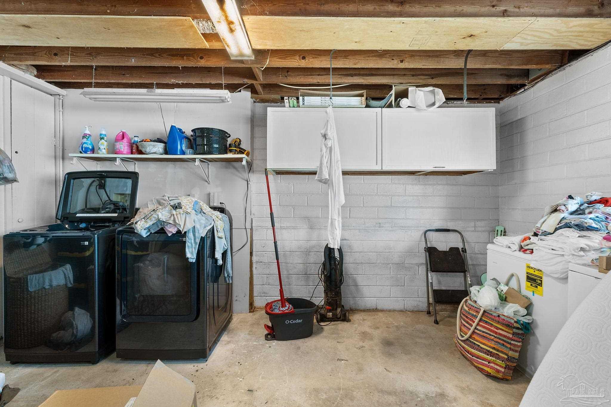 415 Bremen Ave