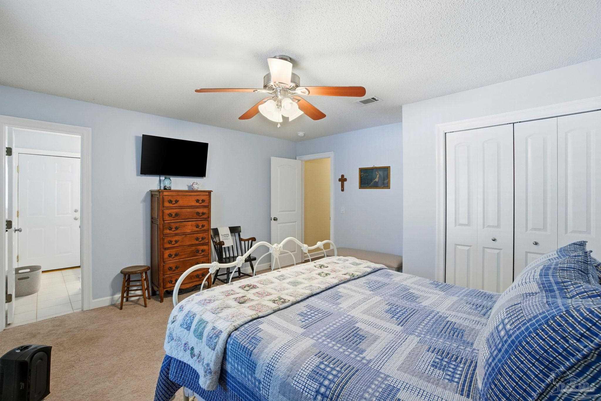 1760 Condor Dr
