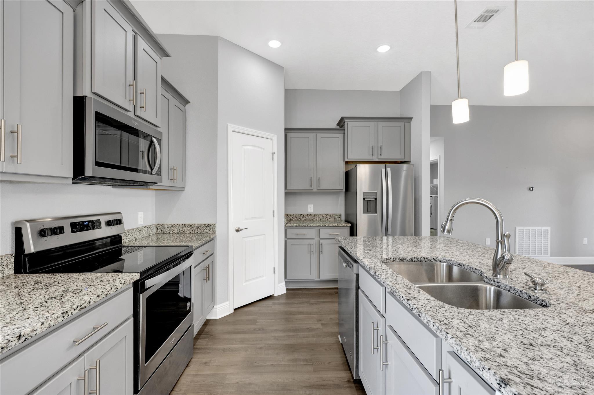 1620 Hollow Point Dr