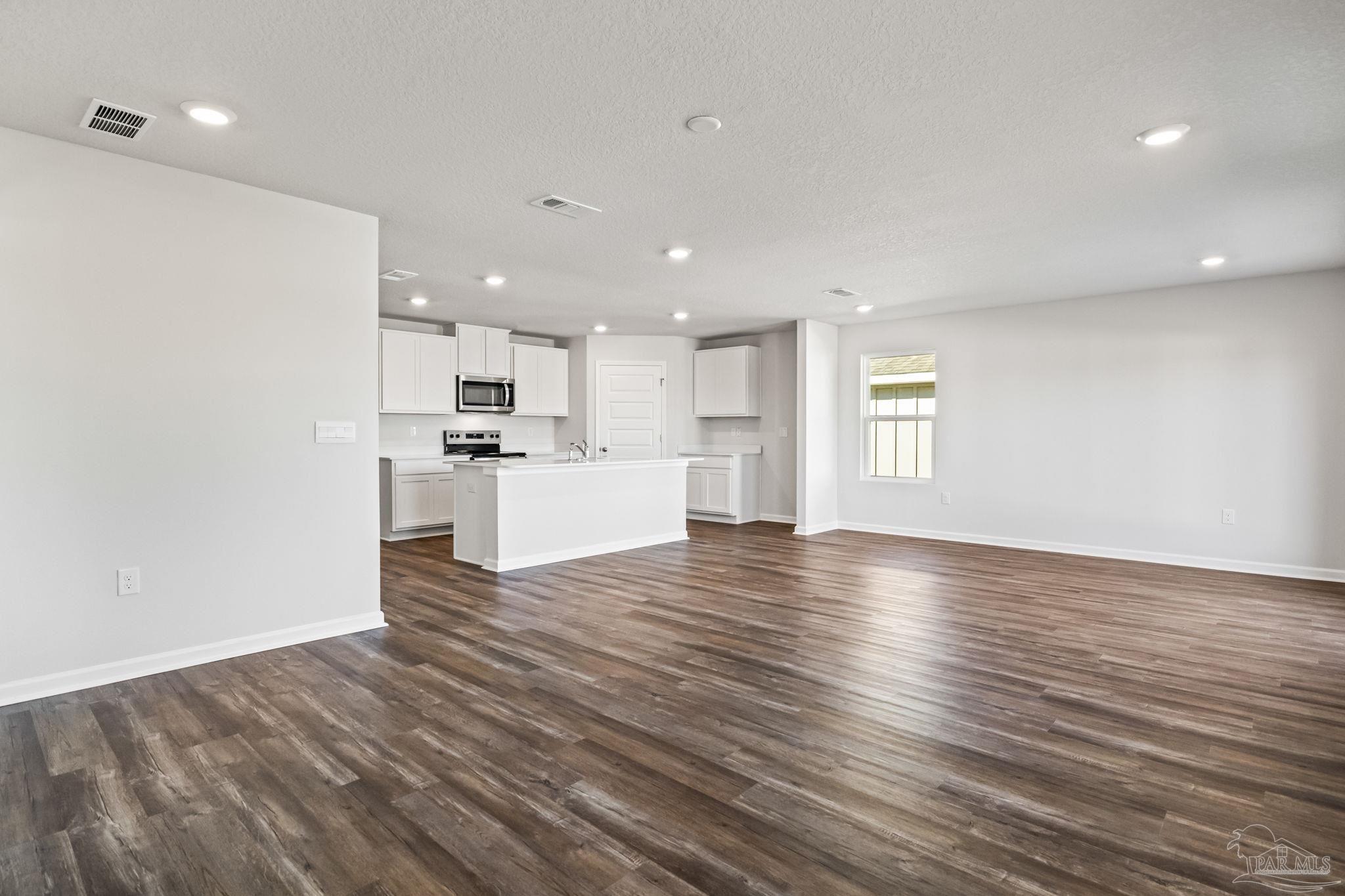2018 Limpkin St