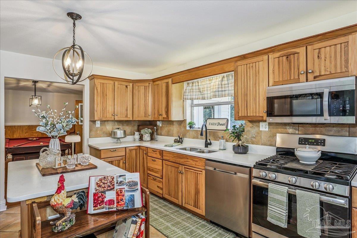 9481 Bridlewood Rd