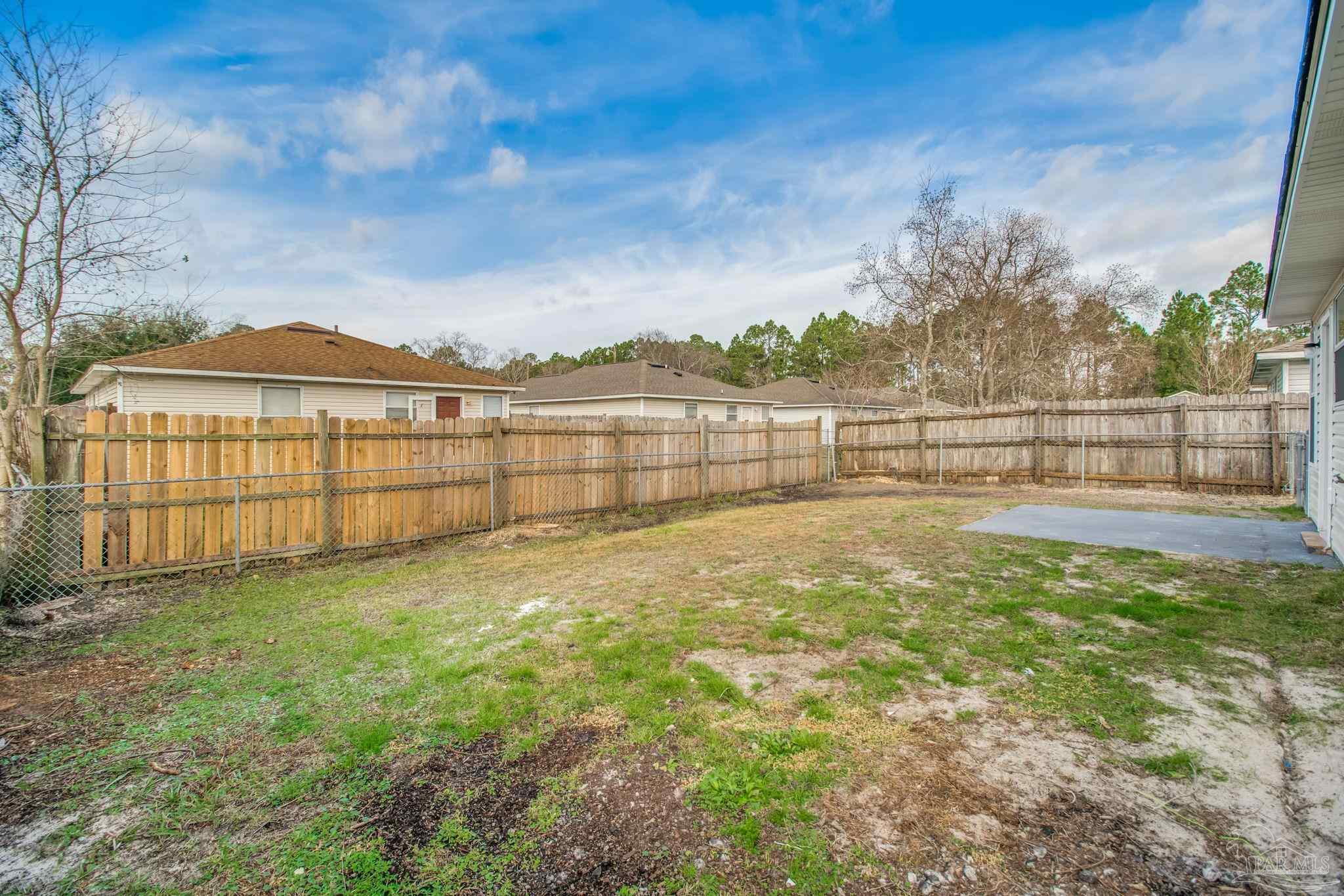 413 Pine Crescent Way