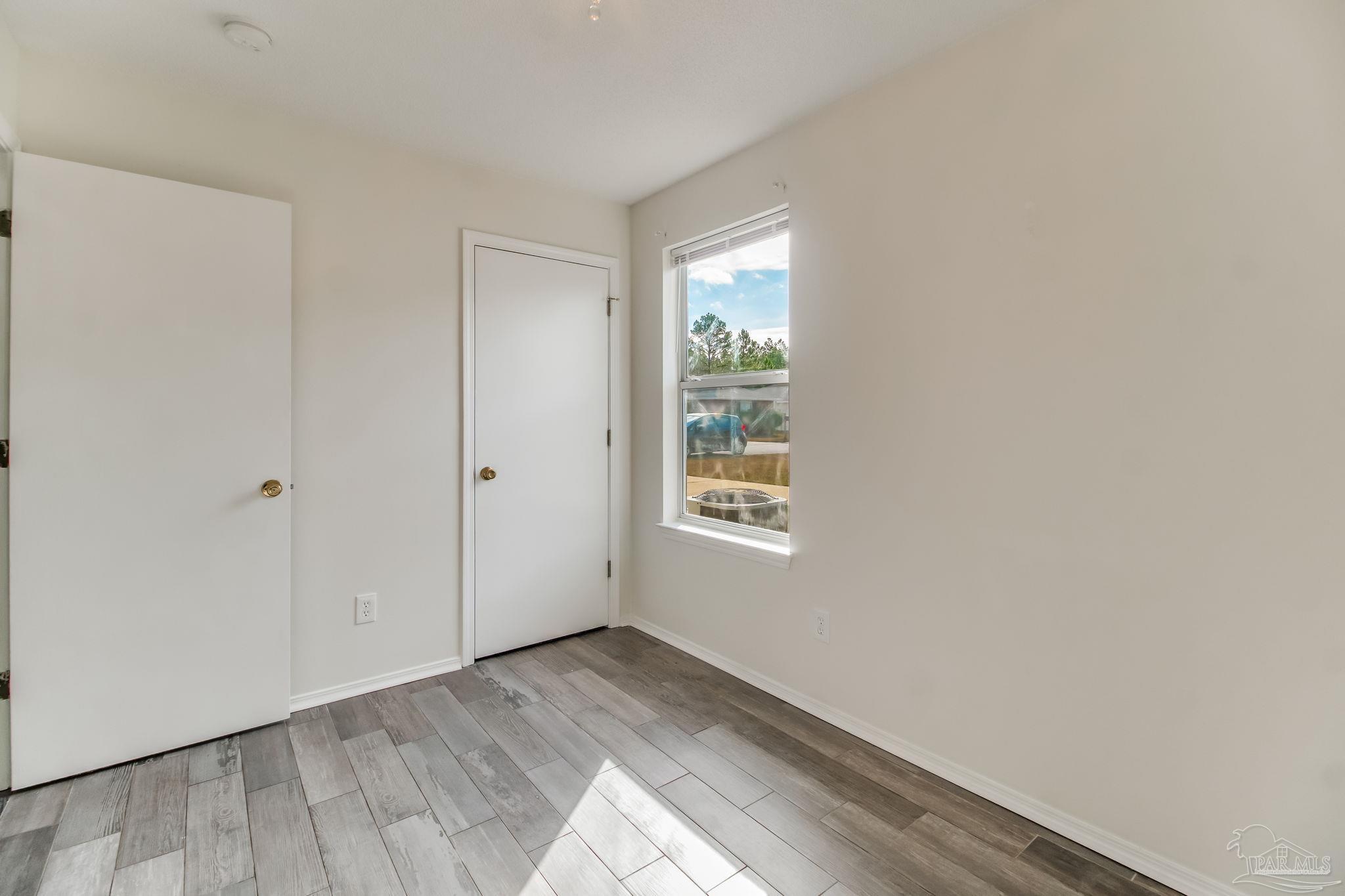 413 Pine Crescent Way