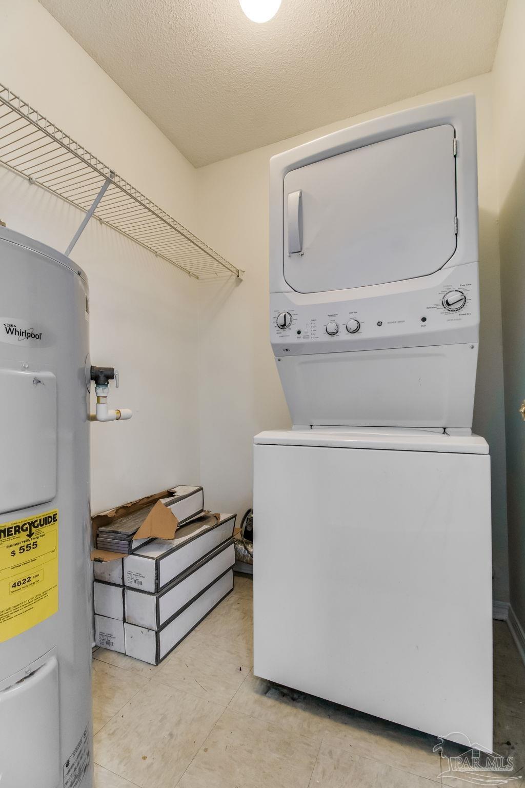 413 Pine Crescent Way